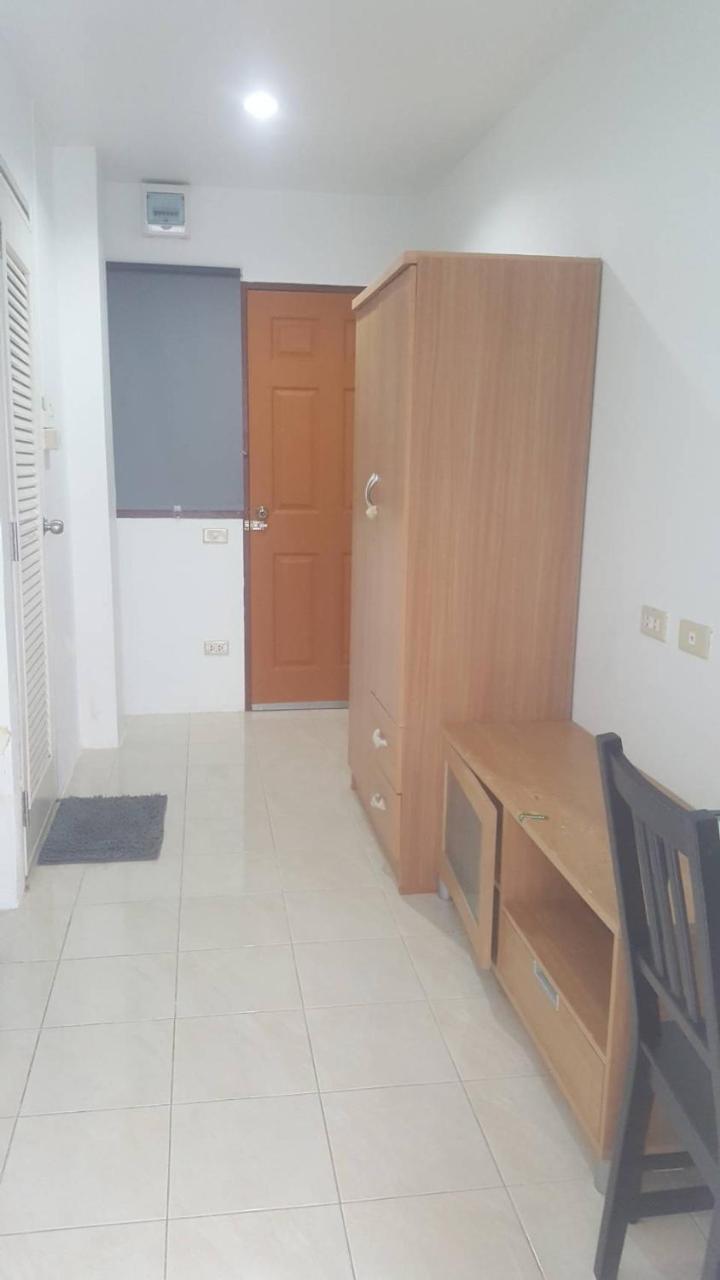 Js Mansion Hotel Банкок Екстериор снимка